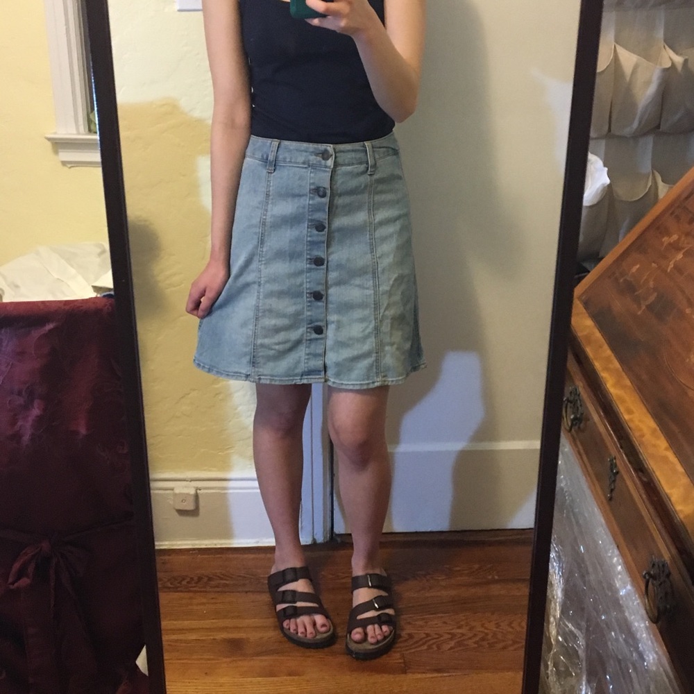 Mossimo Supply Co. Denim Skirt w/Buttons